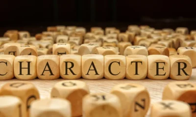 how to spell character