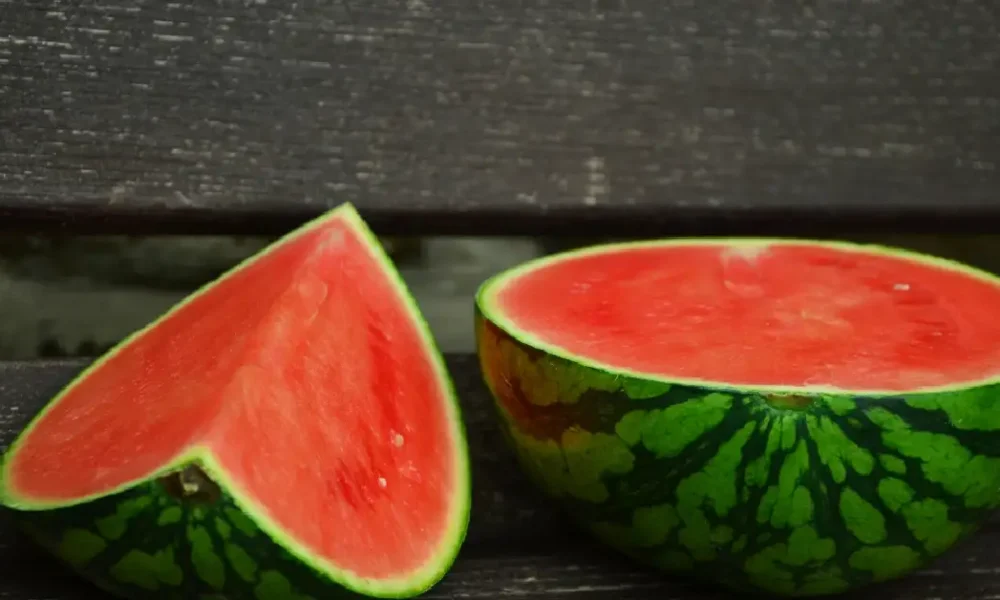how to tell if watermelon is bad