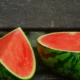 how to tell if watermelon is bad