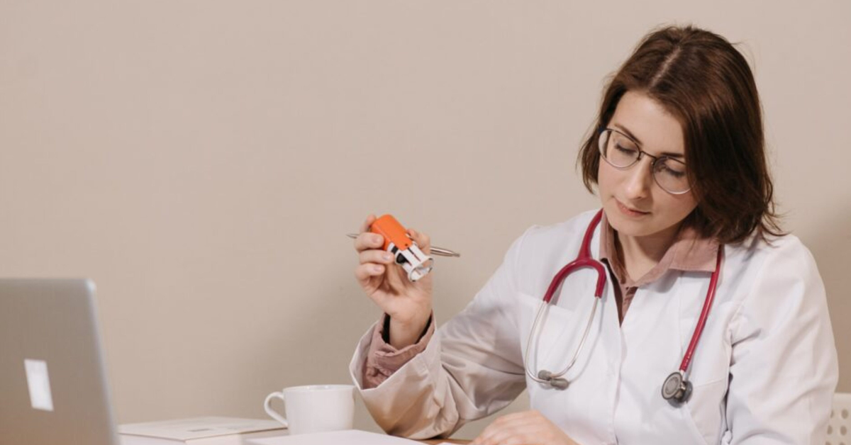 Dr. Zena Al-Adeeb